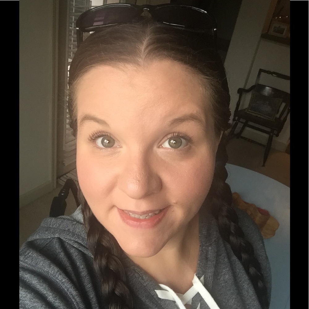 Meet Your Posher, Kiera!